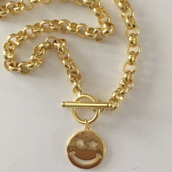 Gold rolo chain with smiley face charm. - Picture 3 of 3
